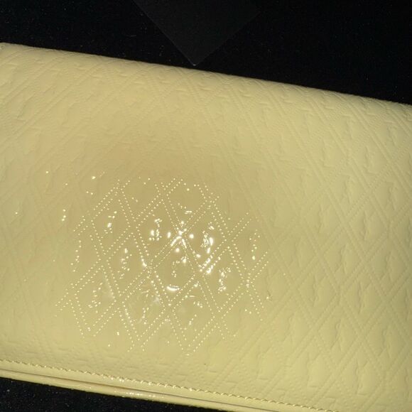 Brand new women’s Saint Laurent yellow Shoulder Bags with box and dustbag - Picture 2 of 11